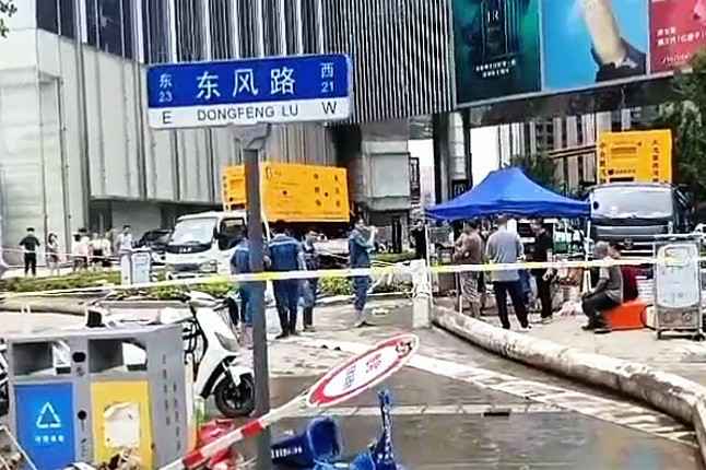 开云手机网-开云中国排涝突击队在排涝现场